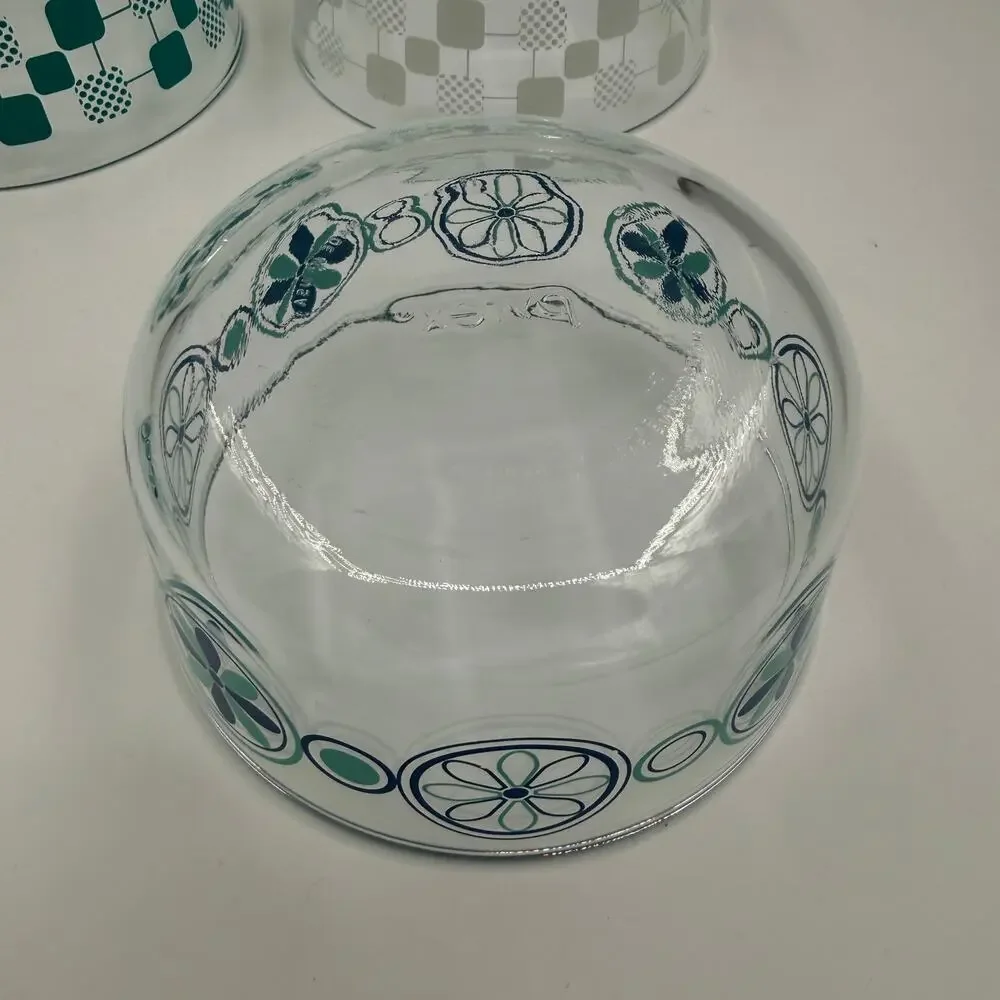 Lot Of 4 Pyrex #7201 6